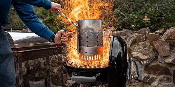 Cómo encender una barbacoa y lograr brasas perfectas para la carne