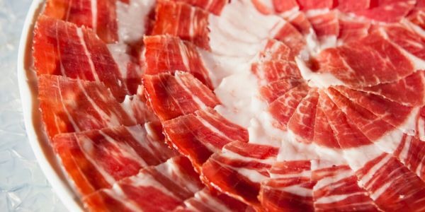 Cómo emplatar el jamón para nuestras comidas y eventos